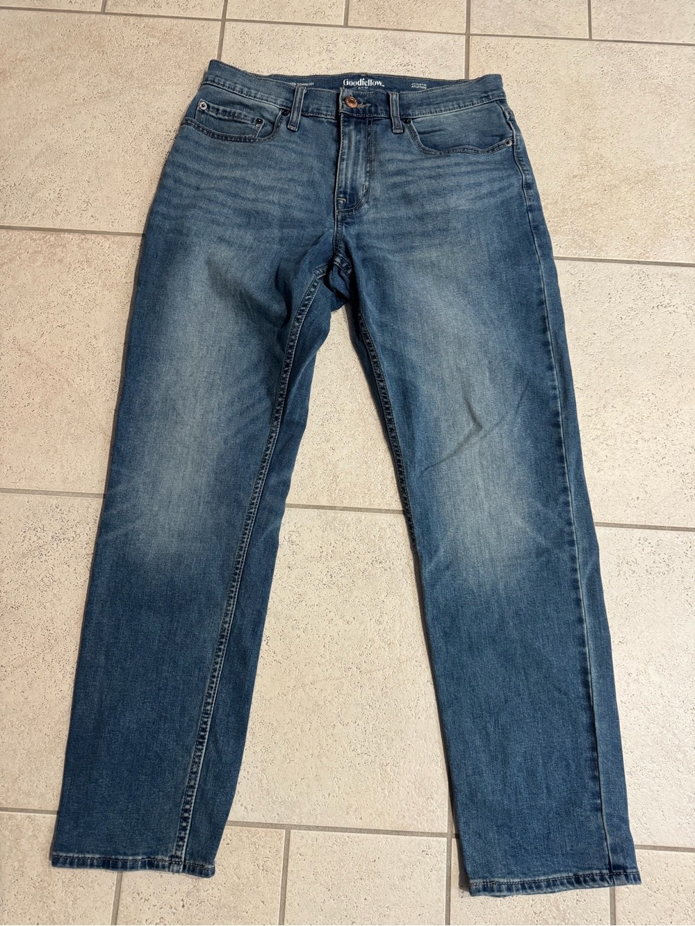 Goodfellow Classic Men’s Blue Jeans - Comfortable Everyday Denim 30x30